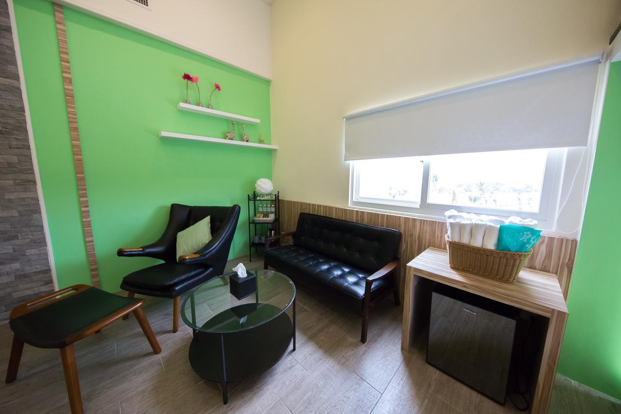 Tiffany Homestay Cape Eluanbi Exteriör bild