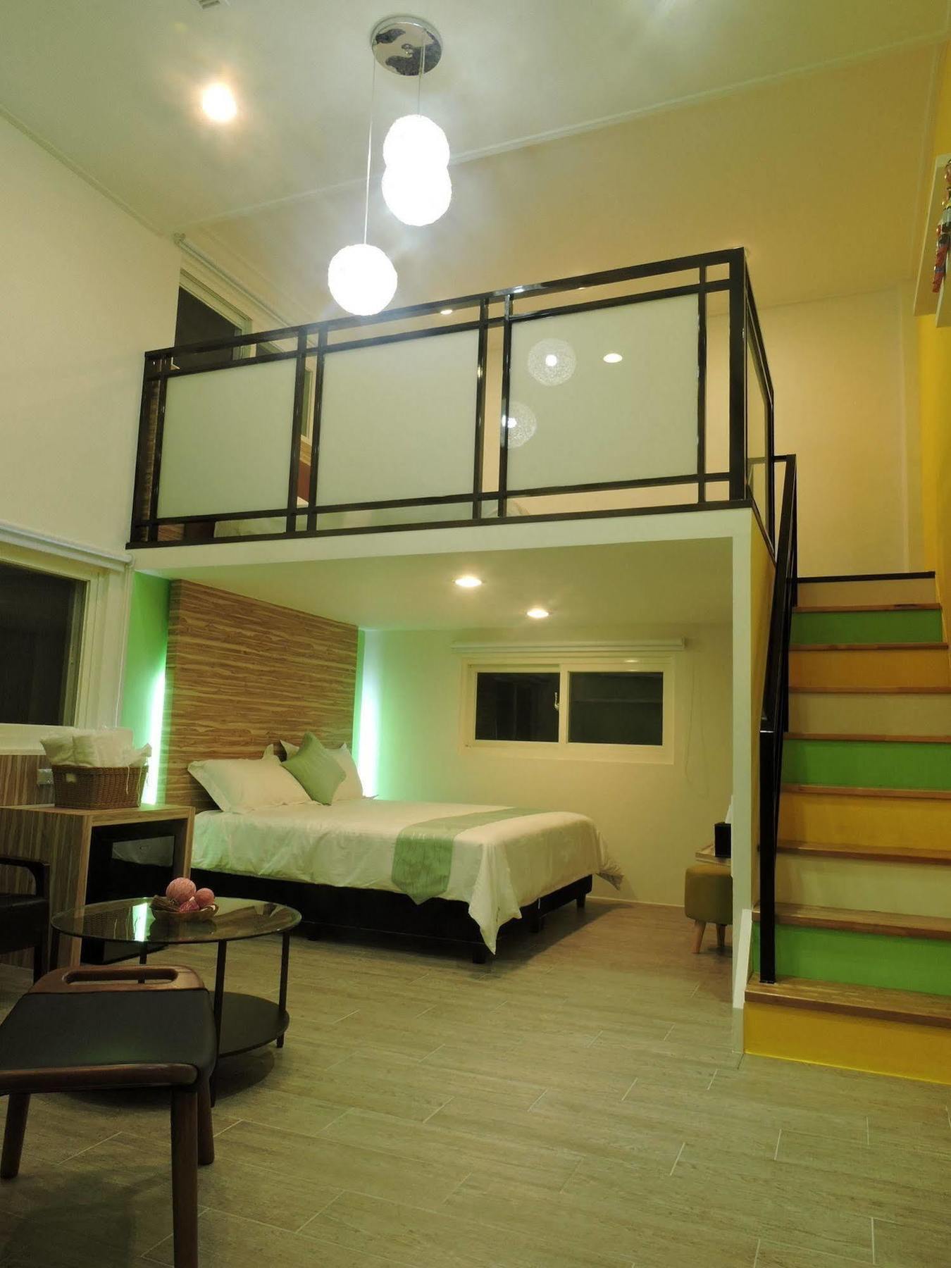 Tiffany Homestay Cape Eluanbi Exteriör bild